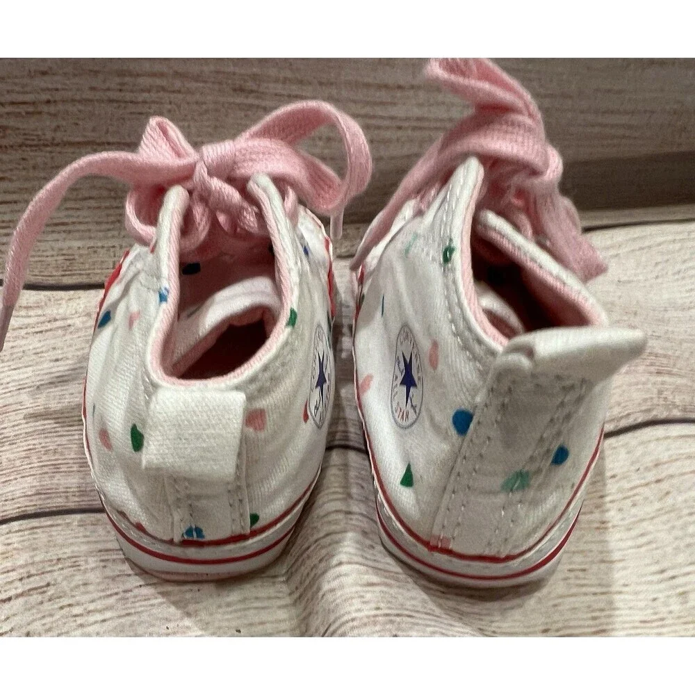 Chuck Taylor All Star Baby Girks Hearts Easy On Sneakers Size 4